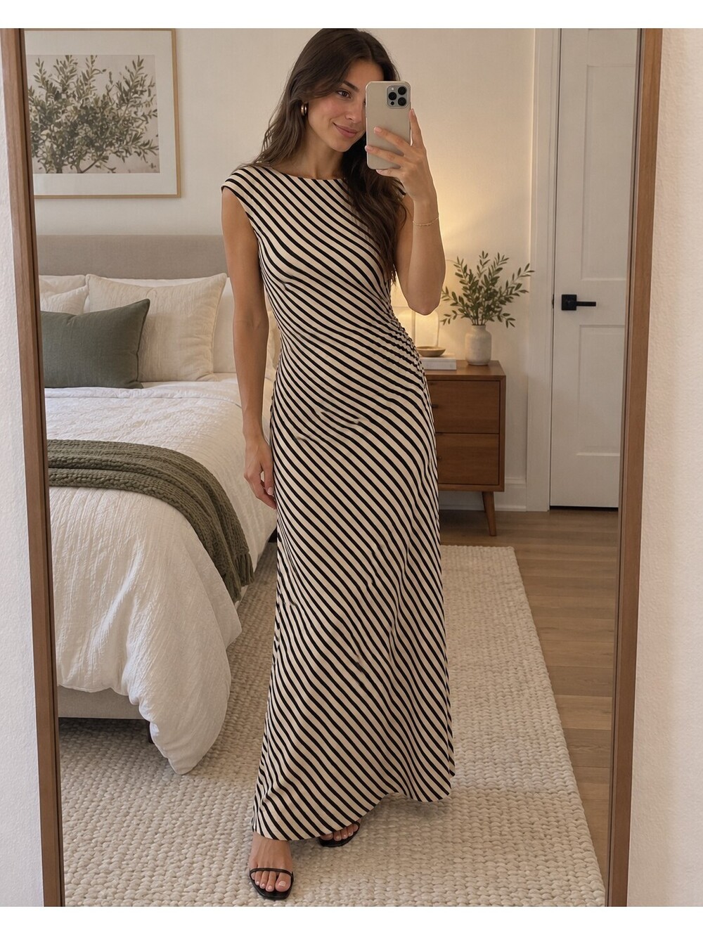 H&M Women’s Size S Black & Cream Striped Maxi Dress Ruched Side NWOT